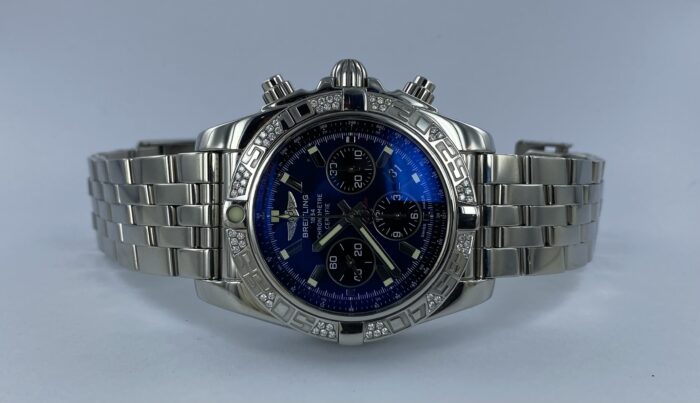 Breitling Chronomat 44 AB0110 Clockwise Hellevoetsluis