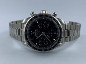 Omega Speedmaster REF.324.30.38.50.01.001 Clockwise Hellevoetsluis