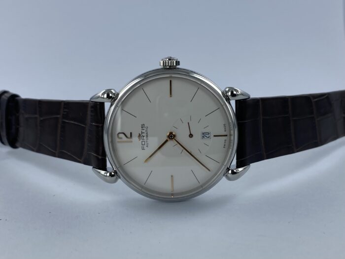 Fortis vintage look Clockwise Hellevoetsluis