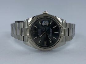 Rolex Datejust 41 Rhodium ref.126334 Clockwise Hellevoetsluis