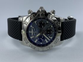 Breitling Chronomat 44 Automatik 44mm AB0110 Clockwise Hellevoetsluis